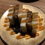 メデ・イタシ - サクとろ角煮サンド