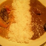 銀座ブラン亭 - ヤサイカレー＆チキンカレー