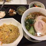 中華料理 おぜき飯店 - 炒飯ラーメンランチ