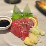 伊まる - 馬刺し（1300円）