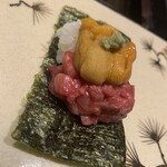 完全個室焼肉 GYU - 和牛手巻き2種食べ比べ