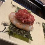 完全個室焼肉 GYU - 和牛手巻き2種食べ比べ