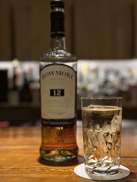 Bar Long cnoc（バー ロングノック） - 勾当台公園（バー）の写真