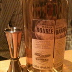 橋 - レアなダブルバレル。二つの異なる樽で寝かせたウィスキーをブレンドしたものだったような。