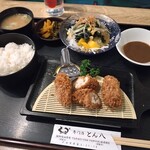 とん八 - 料理写真:かきフライ定食