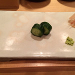 すし 和楽 - きゅうりのぬか漬け
      