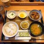 やよい軒 - ミニすき焼き朝食