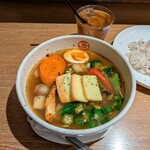 CURRY SHOP エス - 彩り鮮やか