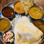 Indian Street Food & Bar GOND - 