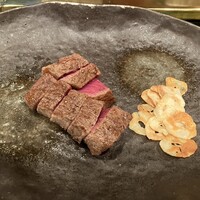 ステーキハウス ハマ  目黒店 - レアの焼き加減で