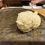 天ぷら もっこす - 里芋を蒸し裏漉しして　再度整形　丸めた とろ〜と頂ける濃厚味