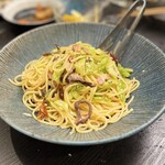 なんか喰ぃ亭 - ペペロ〜ン