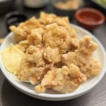 なんか喰ぃ亭 - 唐揚げ