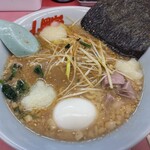 山岡家 - ニンニぐという名称のライブ感を載せて