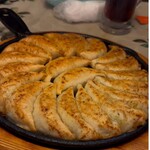 ぎょうざ登 - てつ鍋餃子