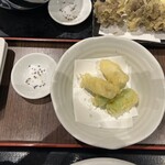 豊前裏打会 萬田うどん 薬院本店 - 