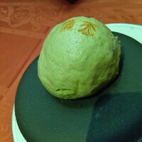 中国料理 舜天 - 北京ダック入りもち米饅頭