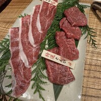和牛懐石 但馬屋 梅田 - とんび、頬肉
