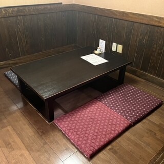 観光の足休めにも◎お一人様からグループまで使いやすい店内