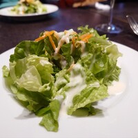バル デ エスパーニャ ムイ 名古屋ミッドランド店 - ・サラダ 