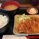 大衆酒場　匠 - トンカツ&海老フライ定食