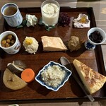 284967078 - 素材の良さを活かしたこだわりの料理15品は季節ごとに変わります。