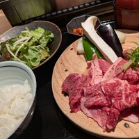 純和牛焼肉 無限亭。 - 