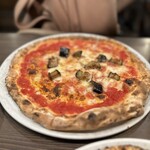 ジョイヤ - ナスとベーコンピッツァ