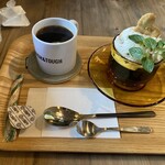 ヌガーグラッセ、ブレンドコーヒー（HOT）