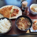 たむらや 南部店２Ｆ - アジフライと唐揚げ御膳