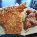 たむらや - アジフライと唐揚げ