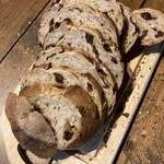 焼き屋 - くるみフルーツ430円 一番人気らしい美味