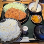 とんかつ こころ - 料理写真:上ロースかつ定食　ご飯大盛り