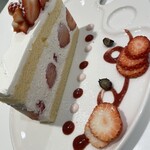 タカノフルーツパーラー JR名古屋高島屋店 - 苺のショートケーキ❤️コーヒーか紅茶付き⟡.·