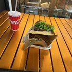 ハンサム バーガー - 相変わらず美味