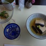 鯨豆腐・なまこのみぞれ和え