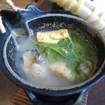 白身魚と牡蠣の味噌バター鍋