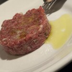 Ｆridge - 馬肉のタルタル。写真撮るの難しかった。