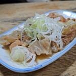山城屋酒場 - モツの煮こみ