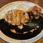 グランシェフ - かつカレー \850－+税～久々！スパイシーでうまい！　物価高でも値段も変わらず有り難い！