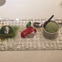 アマルフィイ・モデルナ - 