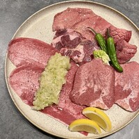 焼肉Nick - タン全種盛り