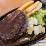 蜜柑 - 料理写真:・ハンバーグ定食 1320円
