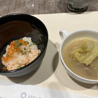 グラスコート - 今期のおすすめ、はらこ飯とラム肉と野菜の薬膳鍋
