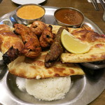 サールナート - ディナーセット全景