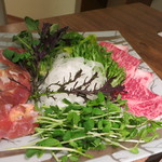 おとぎの宿米屋 - 川俣シャモと福島牛の鍋　主菜　家かネバーランドか