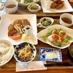 人と木 - 日替わりランチ★