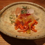 早苗饗 - 「カワハギ」雪室人参