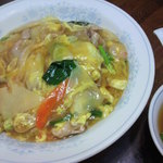 新華苑 - 中華丼７５０円