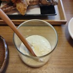 トヨタアジフライ - タルタルソースは、これはひとつで2人分だから、もう少し多めだと大変嬉しいです。